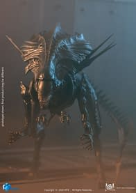 Xenomorph Alien Queen Creates a New Hive With Hiya Toys