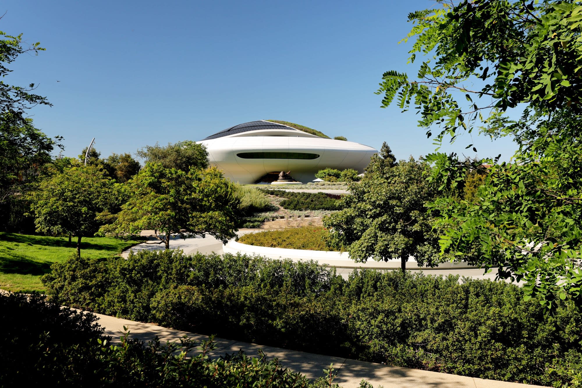 Jim Lee Goes Early To The Lucas Museum of Narrative Art