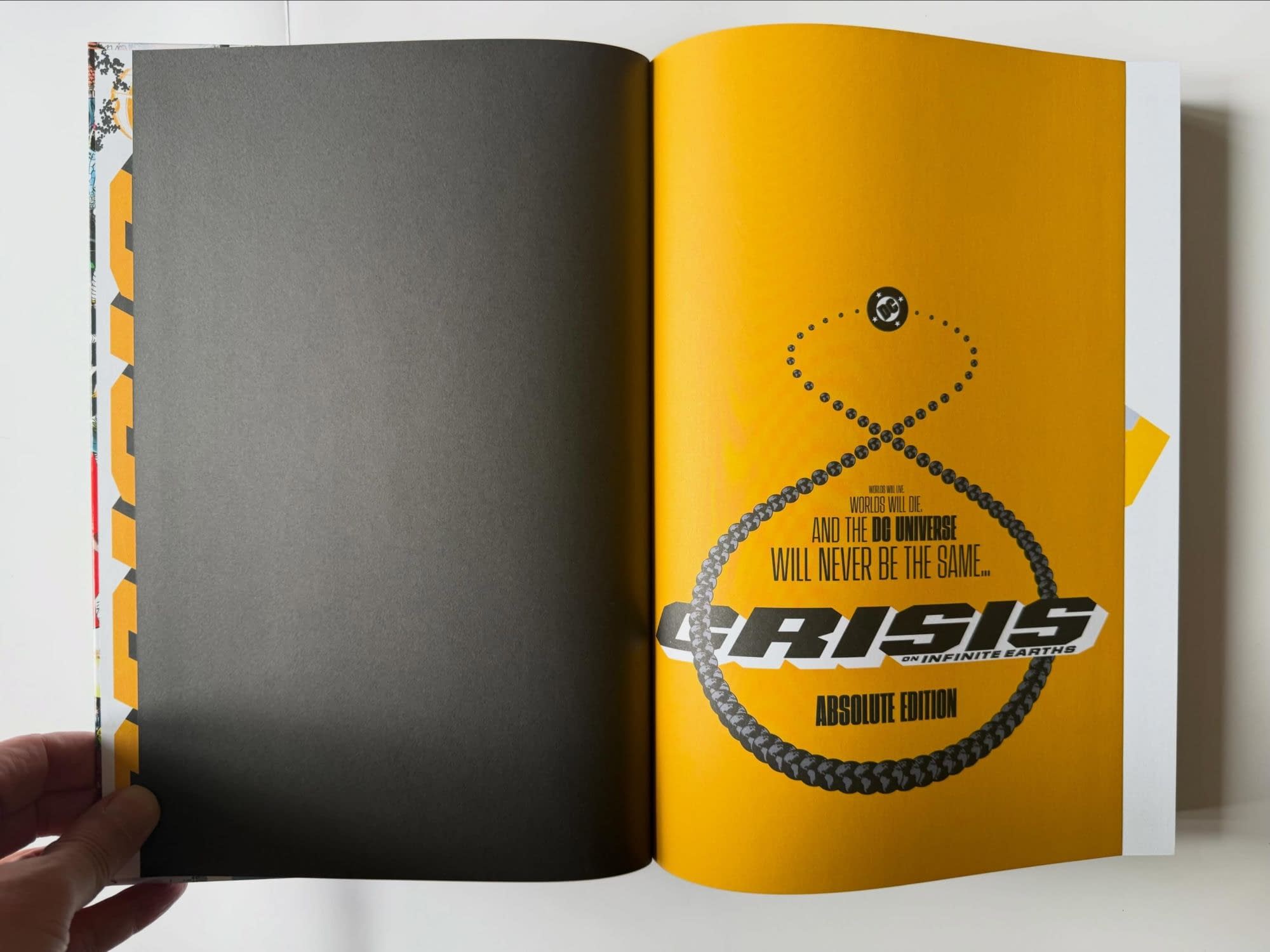 Rian Hughes Explains The Design Of Absolute Crisis On Infinite Earths