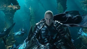 Aquaman: Jason Momoa Shows Off the Costume Plus a New Image