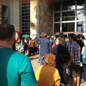 When Phoenix Comicon Was Completely Evacuated Due To Smoke. UPDATE &#8211; The Show Will Stay Open Until Half Past Six