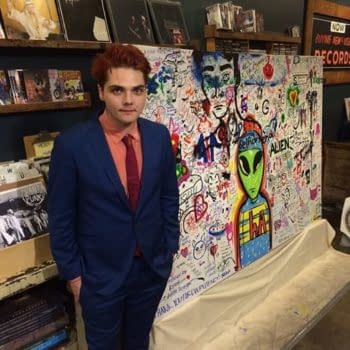 Gerard Way Made Some Art &#8211; With A Few Hundred Fans &#8211; Last Night For New Solo Album Hesitant Alien
