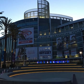 First Shots Of WonderCon Getting Ready For A Show
