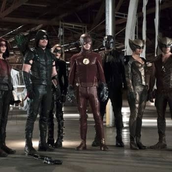 Vandal Savage, Hawkman And More In The Flash / Arrow Crossover Plot