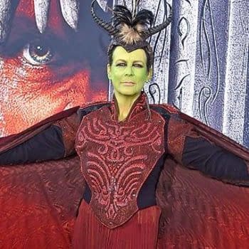 Jamie Lee Curtis Knows How To Attend A Warcraft Movie Premiere
