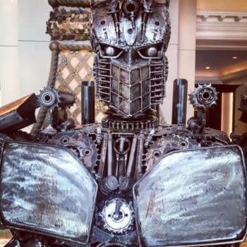 These Amazing RoboStatues At The Hyatt, This San Diego Comic Con