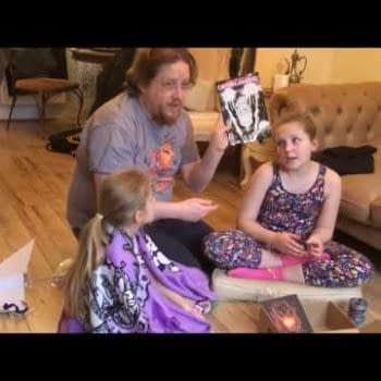 Unboxing The February 2017 ZBox &#8211; Superheroines! And Everyone Fights Over Wonder Woman!
