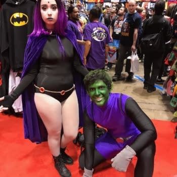 31 Shots Of Cosplay From C2E2 Day 2 From Neon Leia To A Full Galactus