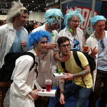 71 Shots Of Cosplay From MCM London Comic Con &#8211; On The Showfloor, In The Sunshine, In The Bars&#8230;.