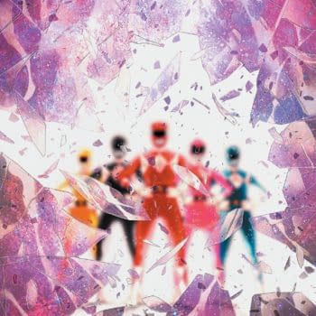 Power Rangers: Shattered Grid Gets Holofoil Variant by Trevor Hairsine