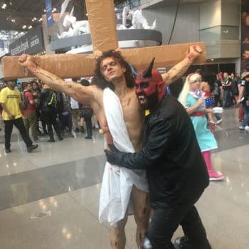 What's Jesus' Wingspan? 407 Cosplay Photos from New York Comic Con