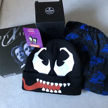 Whats In The Box: Loot Crate DX &#8211 September 2018