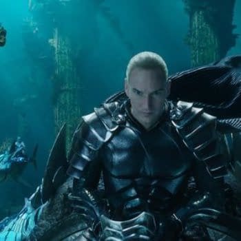 Aquaman: Jason Momoa Shows Off the Costume Plus a New Image