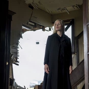 Dark Phoenix Director Simon Kinberg Talks Jessica Chastain and that Train Scene