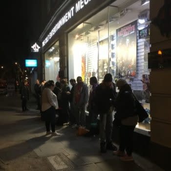 The Midnight Release of Detective Comics #1000 at Forbidden Planet London (Video)
