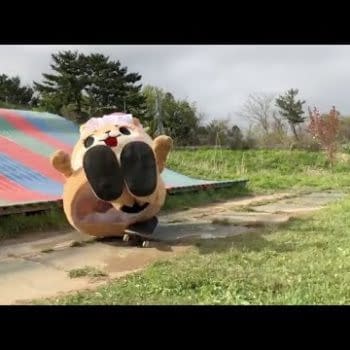 A Japanese Otter Mascot Wants to Wrestle John Oliver