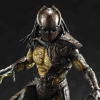 Two New Predators Join The Hunt From Hiya Toys