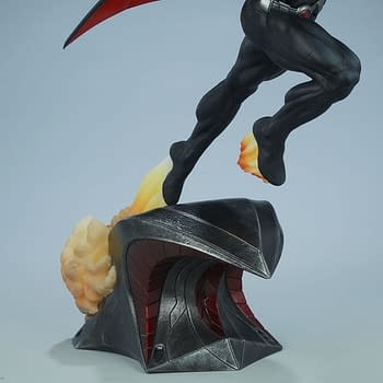 Sideshow Collectibles Returns From The Future With Batman Beyond Statue