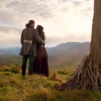 "Outlander" Fans Receive Holiday Gift from STARZ: Season 5 Opening Scene [VIDEO]