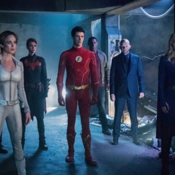 "Crisis on Infinite Earths: Part Four" Giant Stakes, Big Cameos, and Huge Climactic Battle Fitting Goodbye for "Arrow" Amell [SPOILER REVIEW]