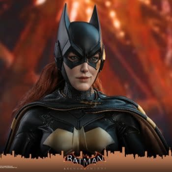 Batgirl Takes on Gotham with New Hot Toys Figure