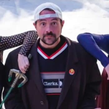Kevin Smith directing Supergirl (Image: The CW-screencap)