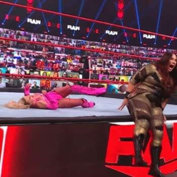 Nia Jax injures her hole on WWE Raw, creating an instantly viral moment.