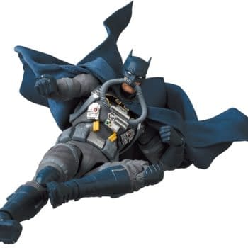 DC Comics Batman Hush Receives Stealth Suit Jumper MAFEX Figure