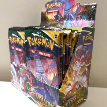 Opening a Booster Box of Pokémon TCG: Evolving Skies: Early Review