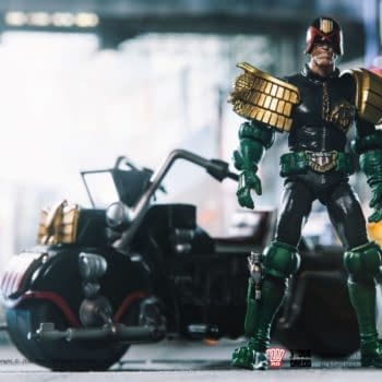 Judge Dredd and the Lawmaster Arrive with New Hiya Toys Bundle 
