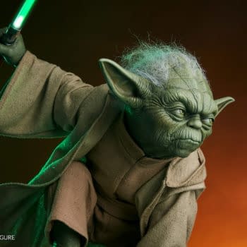 Yoda Enters The Clone Wars with Sideshow’s New Legendary Statue 