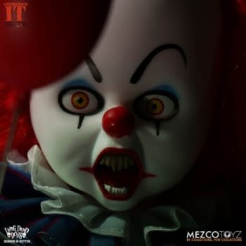 Pennywise Returns from Stephen Kings’s 1990’s IT with Mezco Toyz 