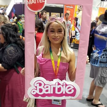 100+ San Diego Comic-Con Day 3 Cosplay Images: Barbie Joker &#038 More