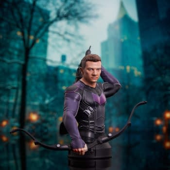 New Marvel Studios Statues Arrive from Diamond from Hawkeye and Thor