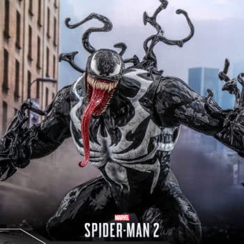 It is 20” of Venom with Hot Toys New Marvel’s Spider-Man 2 Figure 