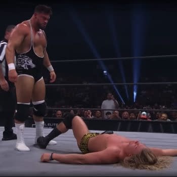 Wardlow gives Griff Garrison a Powerbomb Symphony on AEW Dynamite