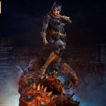 DC Comics Batgirl Takes Down Clayface with New Statue from Sideshow