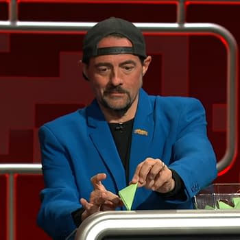 Kevin Smith Shows Off His Sweet Paper Football Skills: After Midnight