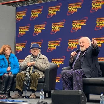 Sylvester McCoy Plays The Spoons On Colin Baker And Bonnie Langford