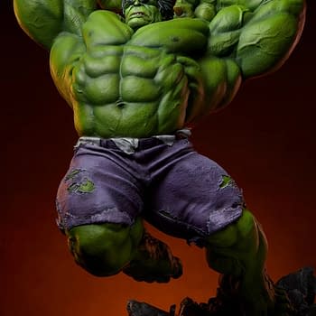 Hulk Smashes His Way Into Sideshow Collectibles with New Marvel Statue