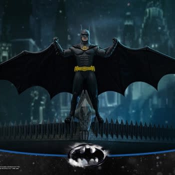 Batman Returns as Hot Toys Debuts New 1/6 Caped Crusader Figure