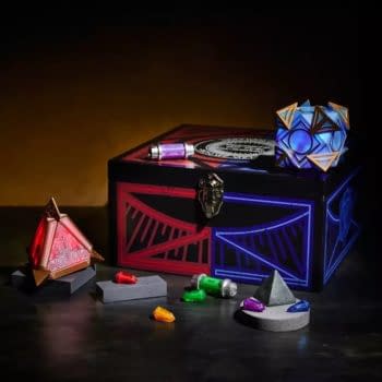 Sith and Jedi Holocron Box Debuts Disney Parks for Star Wars Life Day 