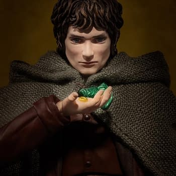 Lord of the Rings S.H.Figuarts Frodo Baggins &#038 Gollum Set Revealed 