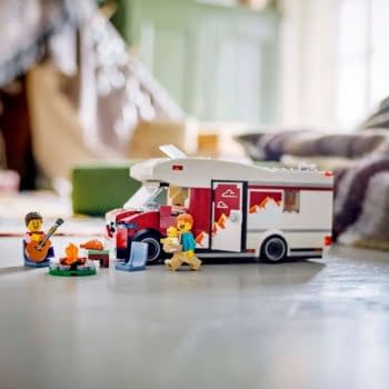 Enjoy the Holidays with the LEGO City Holiday Adventure Camper Van