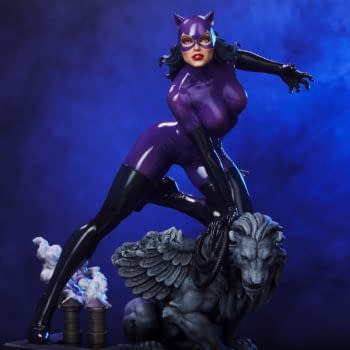 Catwoman Returns to the 90s with New DC Comics Tweeterhead Statue 