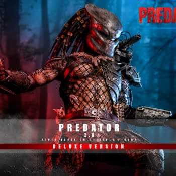 Hot Toys Uncloaks A New and Updated Predator (2.0) 1/6 Figure 