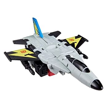 Aerialbot Skydive Makes a Landing with New Transformers Figure 