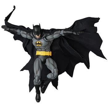 MAFEX Debuts Exclusive DC Comics Knight Crusader Batman Figure 