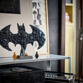 LEGO Unveils New LEGO Batman 20th Anniversary Logo Set
