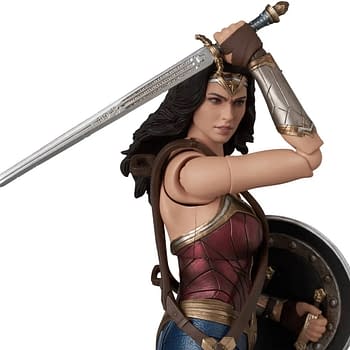 New Zack Snyder’s Justice League Wonder Woman MAFEX Revealed